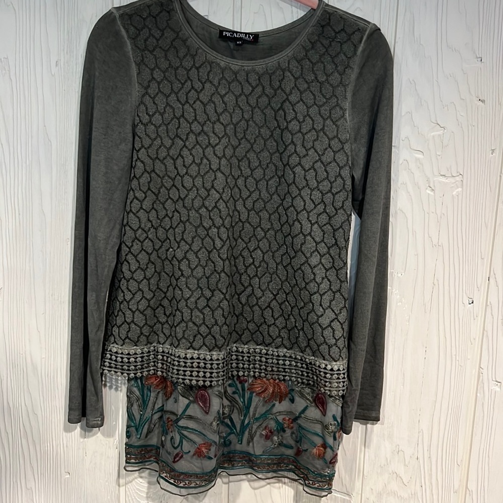 PICADILLY LAYERED LOOK TUNIC TOP SIZE XS